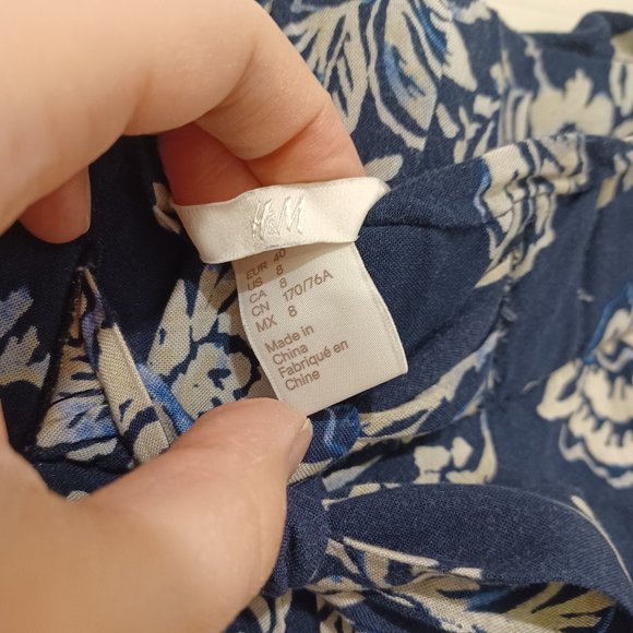 H&M high-waisted floral pants - Picture 8 of 9